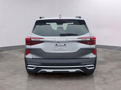 2022 Kia Seltos EX