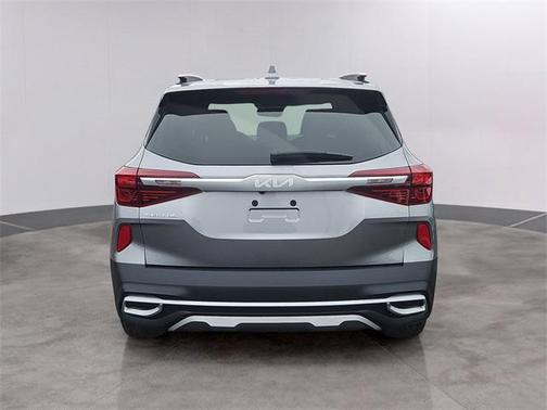 2022 Kia Seltos EX