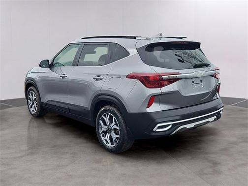 2022 Kia Seltos EX