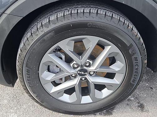 2024 Kia Telluride LX