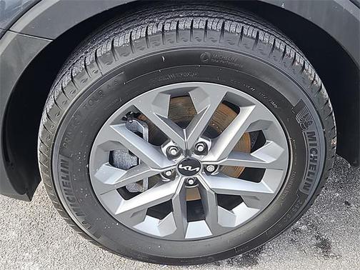 2024 Kia Telluride LX