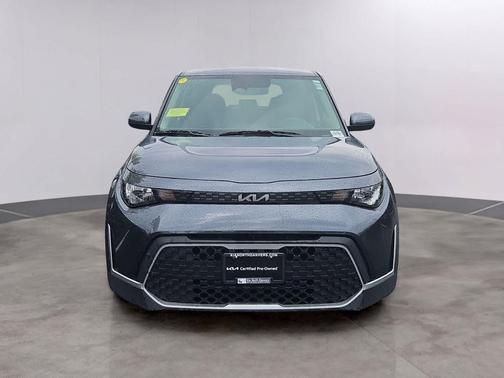 Gravity Gray 2023 Kia Soul LX