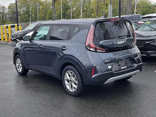 Gravity Gray 2023 Kia Soul LX