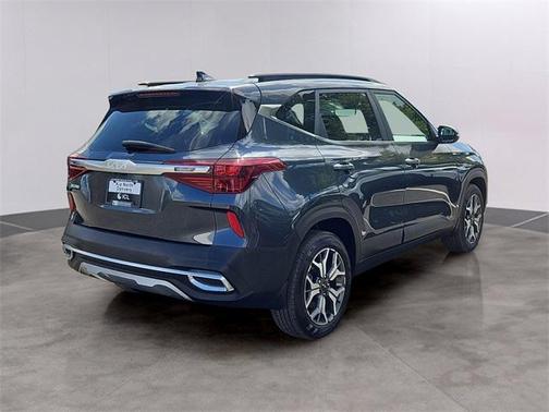 2023 Kia Seltos EX