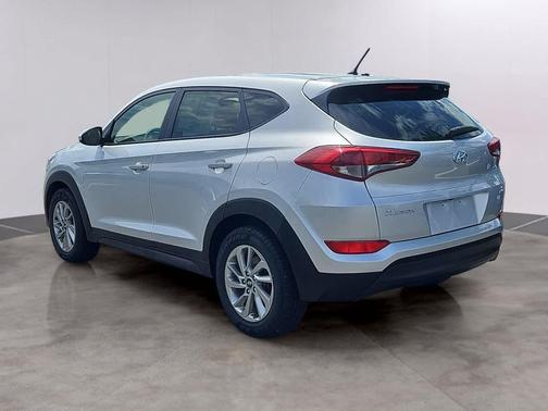 Molten Silver 2018 Hyundai TUCSON SE
