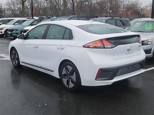 2022 Hyundai IONIQ Hybrid Limited