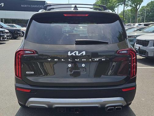 Dark Moss 2022 Kia Telluride SX