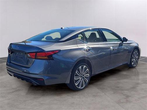 2024 Nissan Altima 2.5 SL