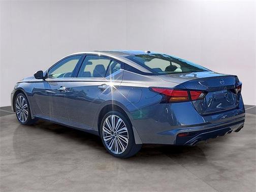 2024 Nissan Altima 2.5 SL
