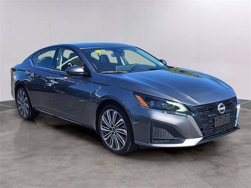 2024 Nissan Altima 2.5 SL