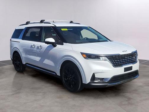 2024 Kia Carnival SX