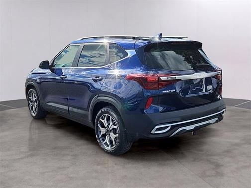 2022 Kia Seltos EX