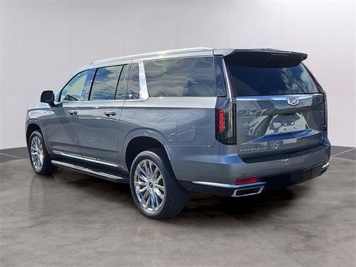 2022 Cadillac Escalade ESV Premium Luxury