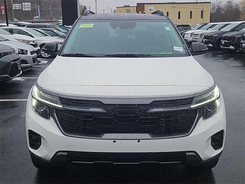 2024 Kia Seltos X-Line