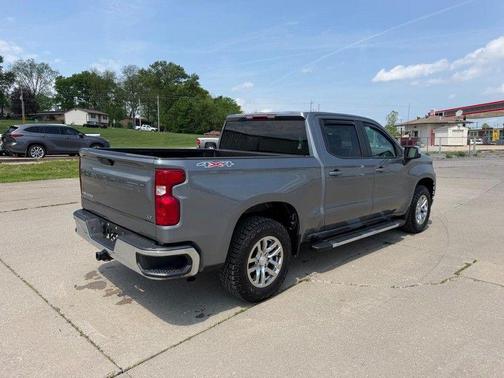 Satin Steel Metallic 2021 Chevrolet Silverado 1500 LT