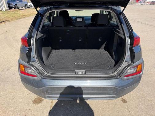 2021 Hyundai KONA SEL