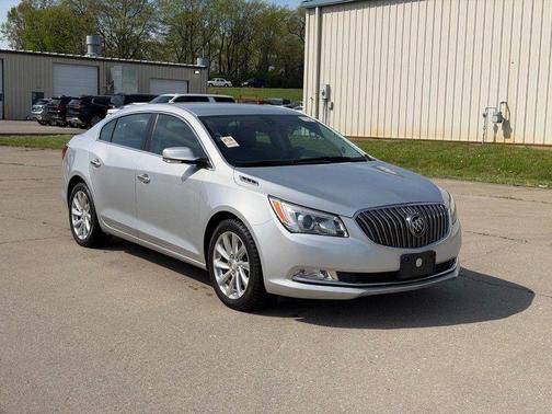 Quicksilver Metallic 2016 Buick LaCrosse Leather