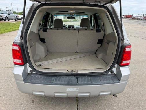 Ingot Silver Metallic 2012 Ford Escape XLT