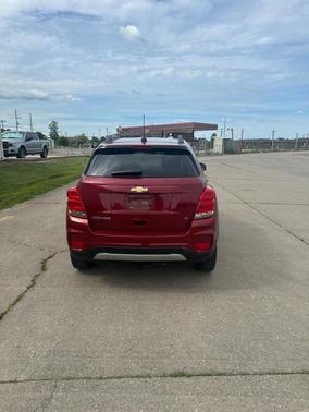 Cajun Red Tintcoat 2018 Chevrolet Trax LT