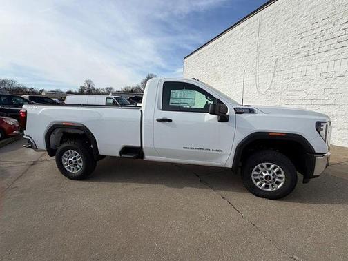 2025 GMC Sierra 2500 Pro