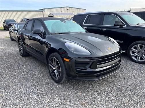 2022 Porsche Macan Base