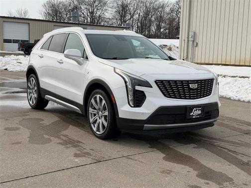 2020 Cadillac XT4 Premium Luxury