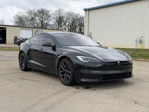 2022 Tesla Model S Base