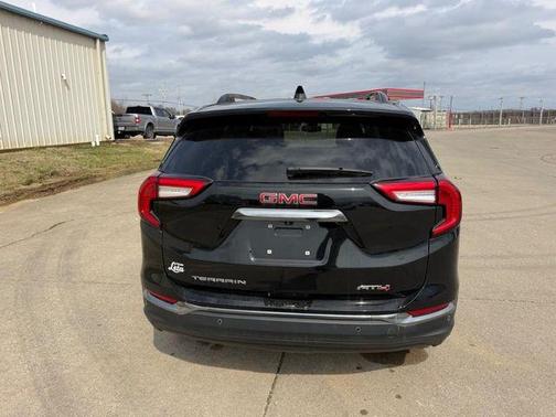 2024 GMC Terrain AWD AT4