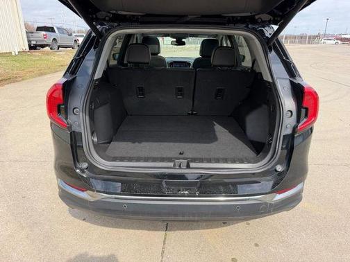 2024 GMC Terrain AWD AT4