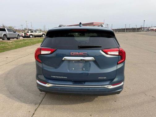 2024 GMC Terrain Denali