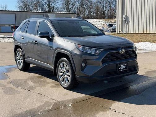 2019 Toyota RAV4 XLE Premium