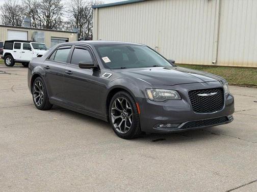 Granite Crystal Metallic Clearcoat 2016 Chrysler 300 S