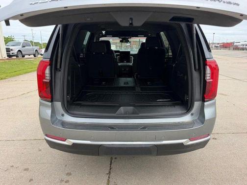 Sterling Metallic 2026 GMC Yukon 4WD Elevation