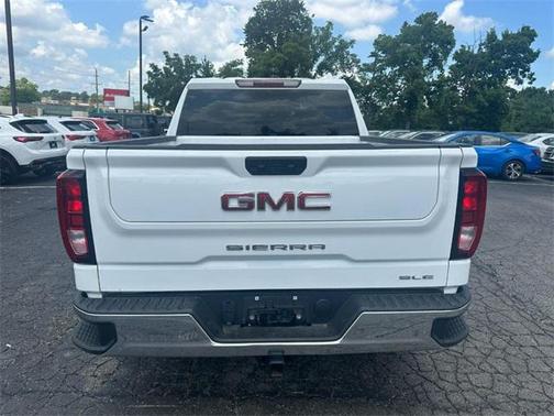 2024 GMC Sierra 1500 SLE