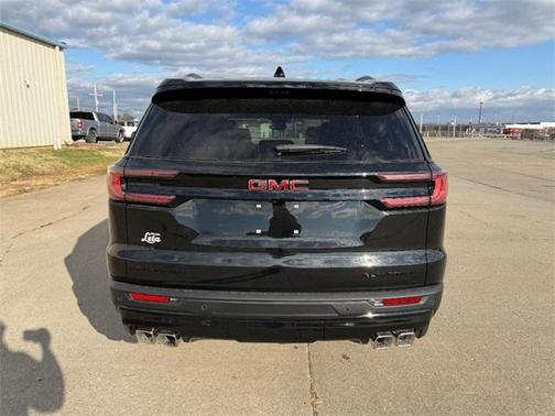 2026 GMC Acadia Elevation FWD