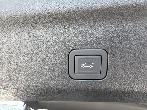 2026 GMC Yukon XL 4WD Elevation