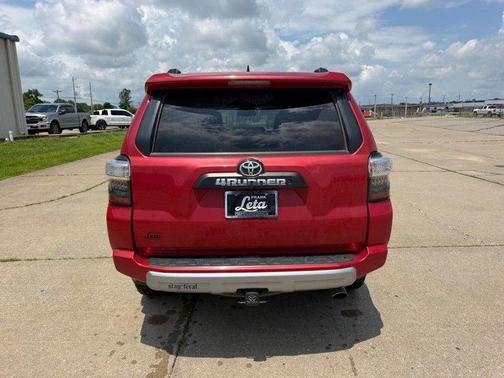 Barcelona Red Metallic 2018 Toyota 4Runner TRD Off Road Premium