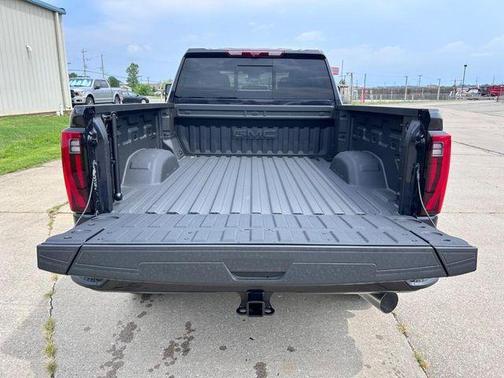 2025 GMC Sierra 3500 Denali