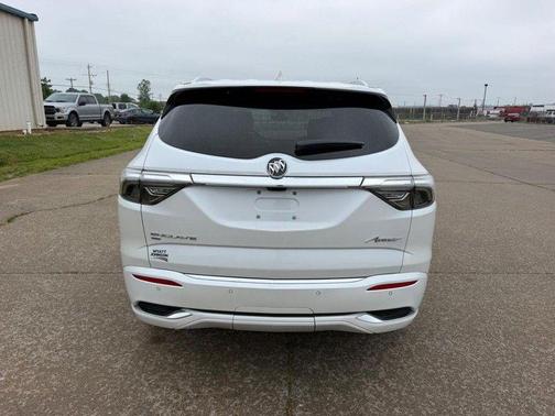 White Frost Tricoat 2022 Buick Enclave AWD Avenir