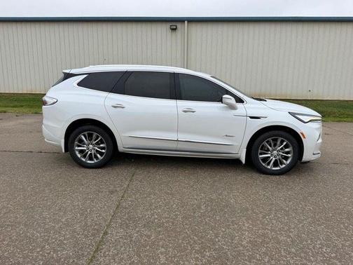 White Frost Tricoat 2022 Buick Enclave AWD Avenir
