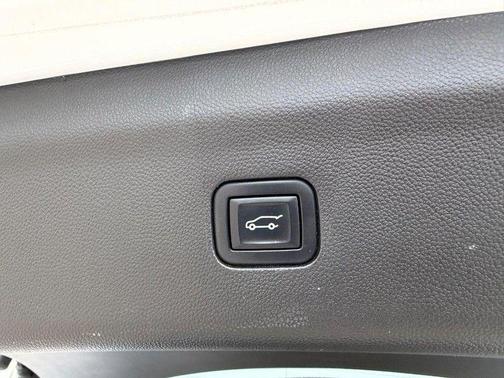 White Frost Tricoat 2022 Buick Enclave AWD Avenir
