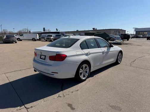 2018 BMW 330 xDrive