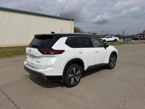 2024 Nissan Rogue SL