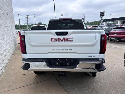 2025 GMC Sierra 2500 SLT
