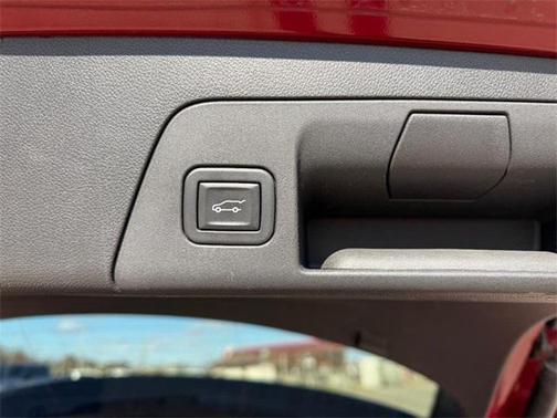 2023 Buick Envision Essence FWD