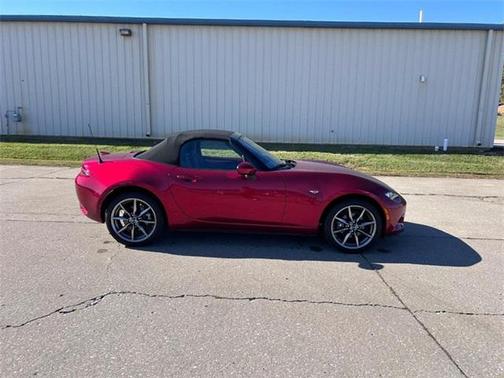 2021 Mazda MX-5 Miata Grand Touring