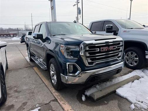 2022 GMC Sierra 1500 SLT