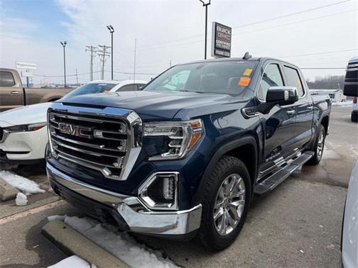 2022 GMC Sierra 1500 SLT