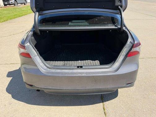 Predawn Gray Mica 2022 Toyota Camry LE