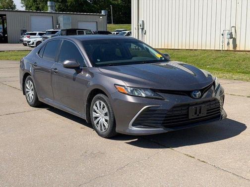 Predawn Gray Mica 2022 Toyota Camry LE